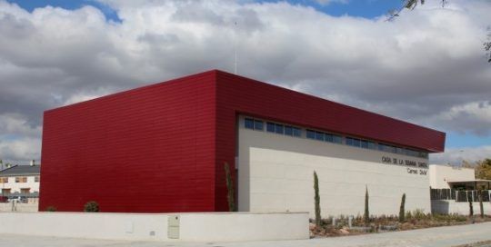 Fachada metalica sms200